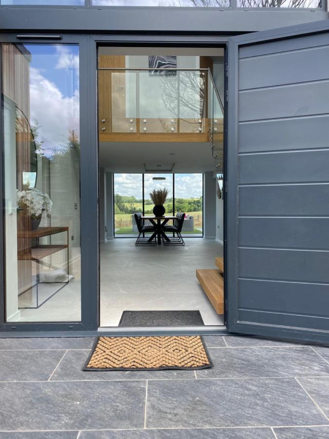 Stunning Modern Home Set In Beautiful Grounds. 바스 외부 사진